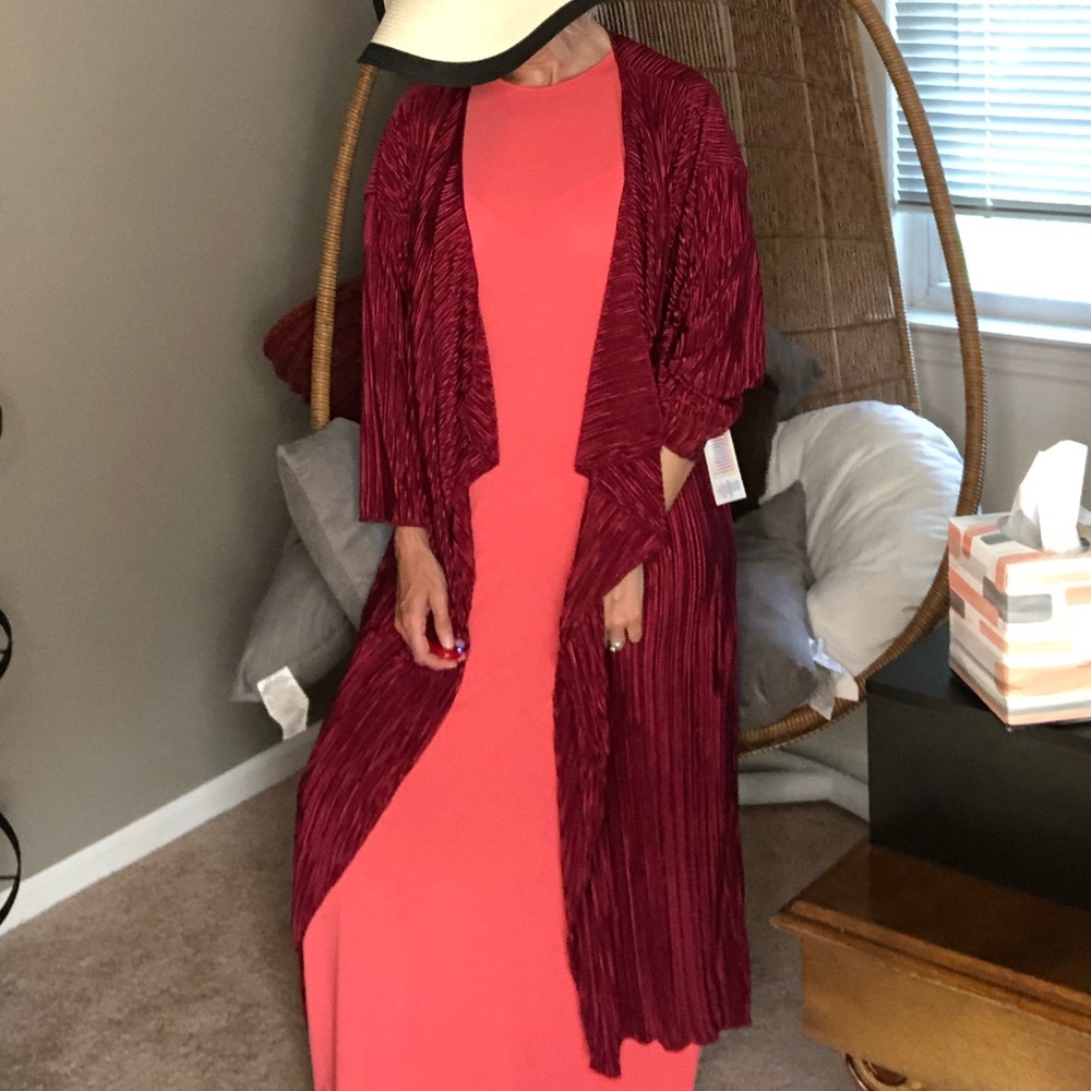 LuLaRoe Deep Red Shirley Beach Cover Up Kimono L
